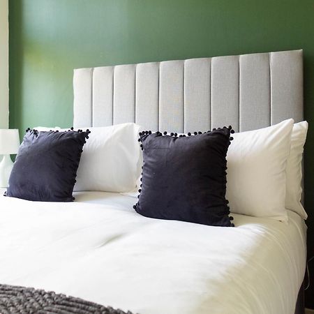Stock Street Apartment Paisley Luaran gambar