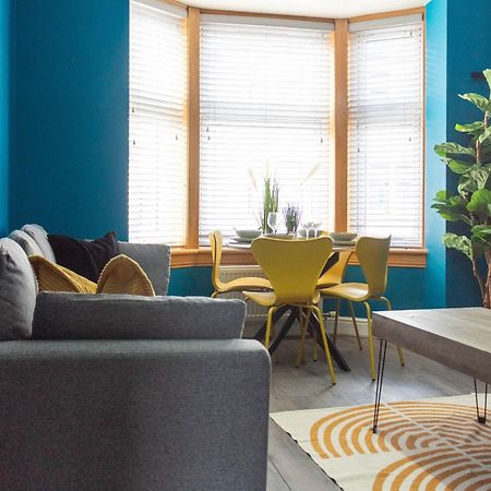 Stock Street Apartment Paisley Luaran gambar