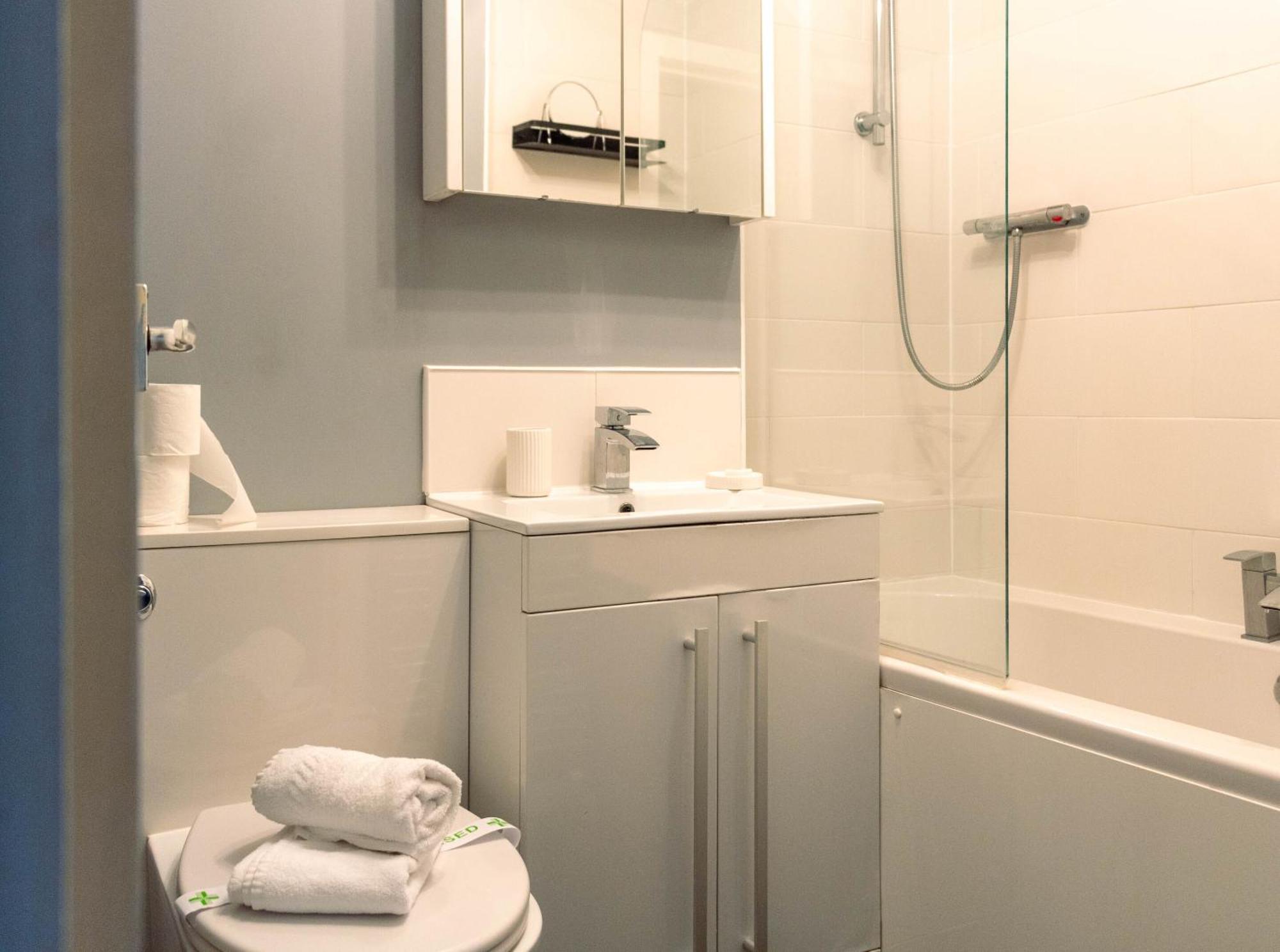 Stock Street Apartment Paisley Luaran gambar